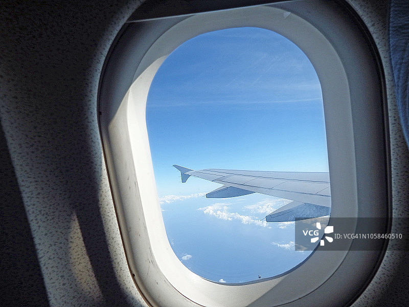 飞越第勒尼安海图片素材