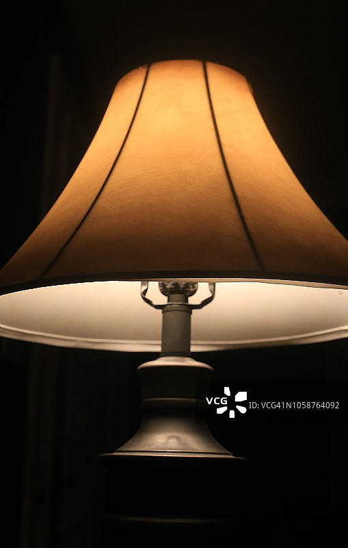灯和灯罩的特写图片素材