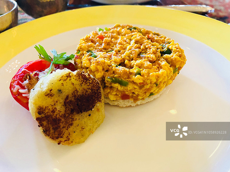 印度鸡蛋煎蛋卷图片素材