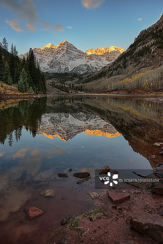 栗色钟荒野的秋景_0图片素材