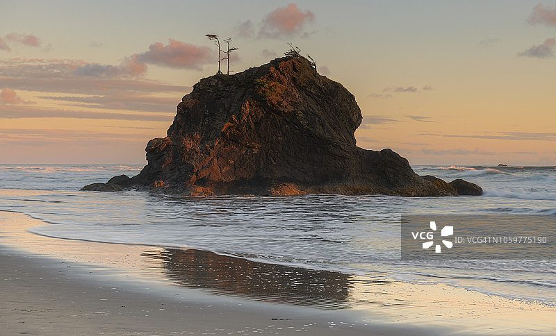 奥林匹克半岛第二海滩的日落- 03图片素材