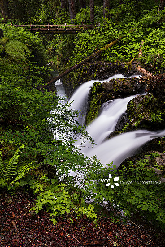 索尔达克瀑布和索尔达克雨林-03图片素材