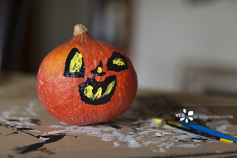 儿童绘制的万圣节南瓜图片素材