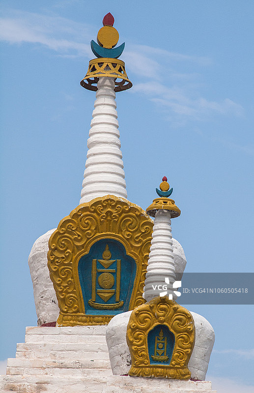带索永布符号的佛塔，额尔德尼召寺，蒙古图片素材