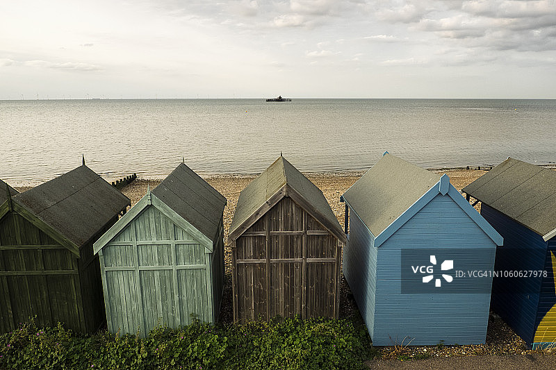 赫恩湾海滨的宁静景色图片素材