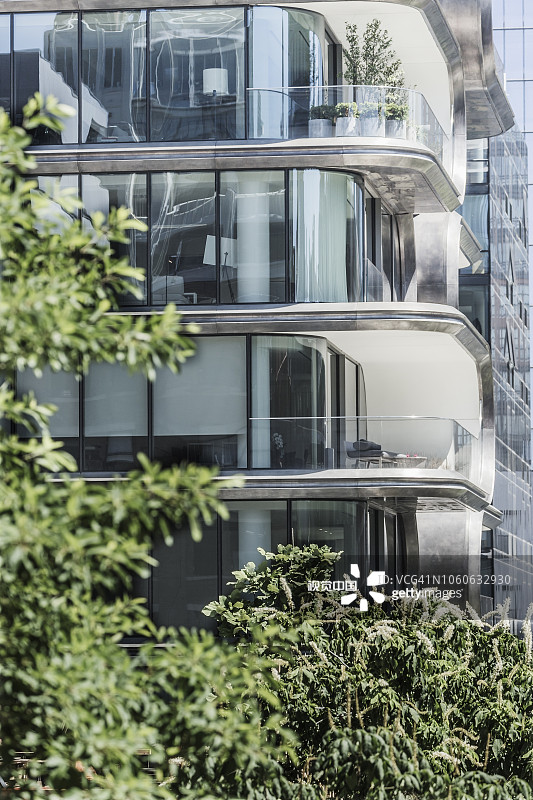 曼哈顿切尔西区高线公园与西28街520号建筑图片素材