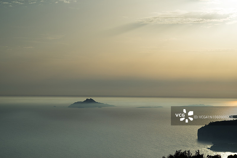 法国卡朗克峡湾景色图片素材