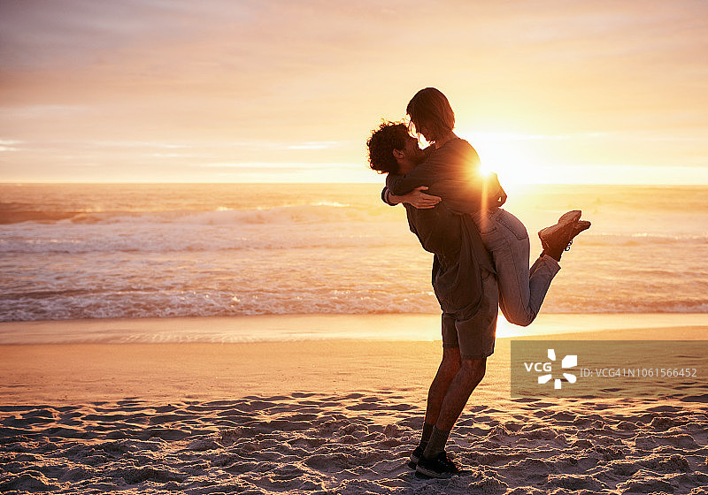 真爱让你神魂颠倒图片素材