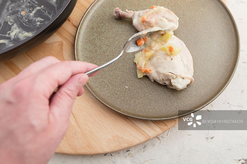 根特蔬菜炖鸡图片素材