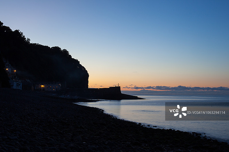 德文郡海岸线日落图片素材
