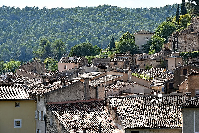 科蒂尼亚克市的瓦屋顶，法国图片素材