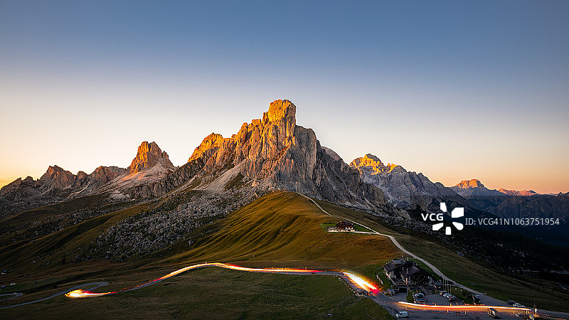 贾乌山口图片素材