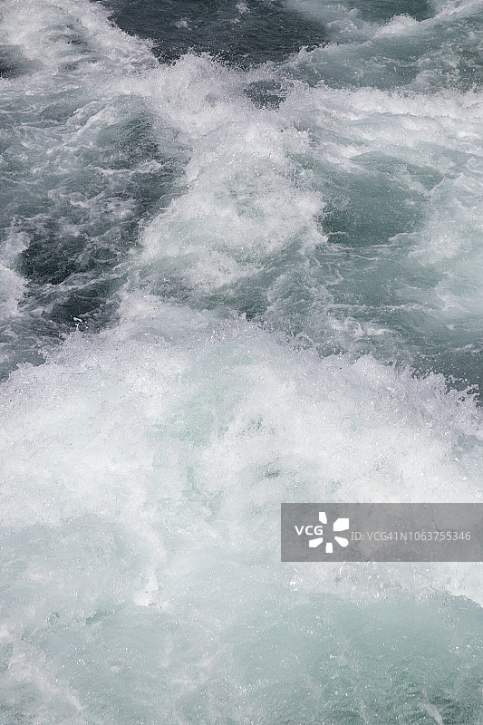 瀑布细节图片素材