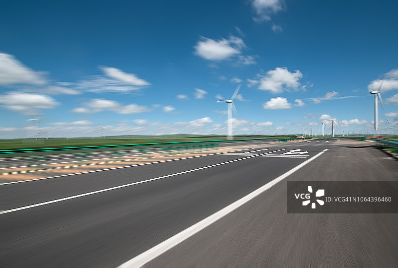 辉腾锡勒草原公路图片素材