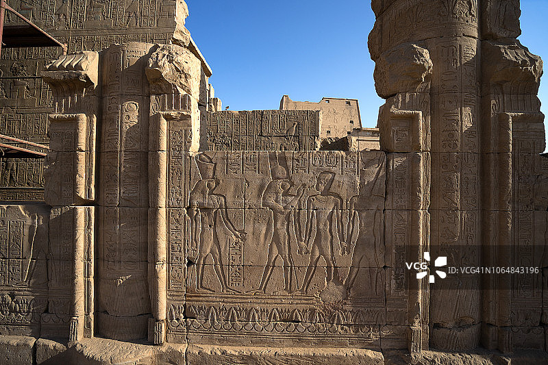 埃及尼罗河埃德富神庙的新王国柱图片素材