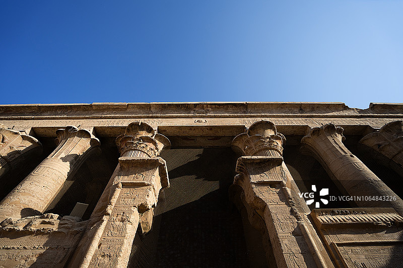 埃及尼罗河埃德富神庙的新王国柱图片素材