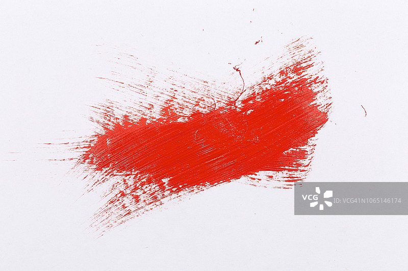 白色纸上画笔的红色笔触图片素材