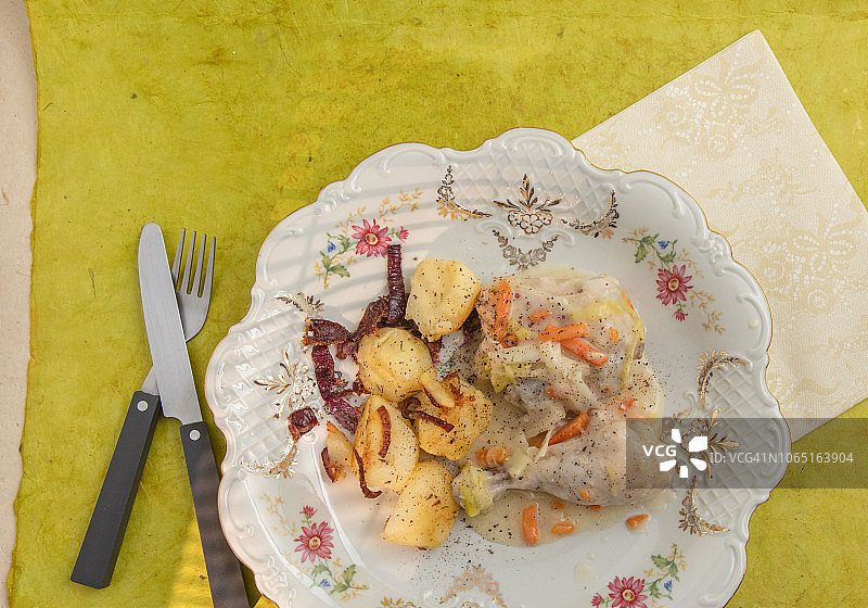 奶油炖鸡和土豆图片素材