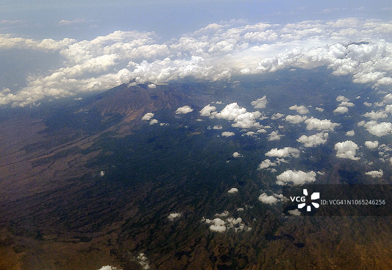 巴鲁兰火山图片素材