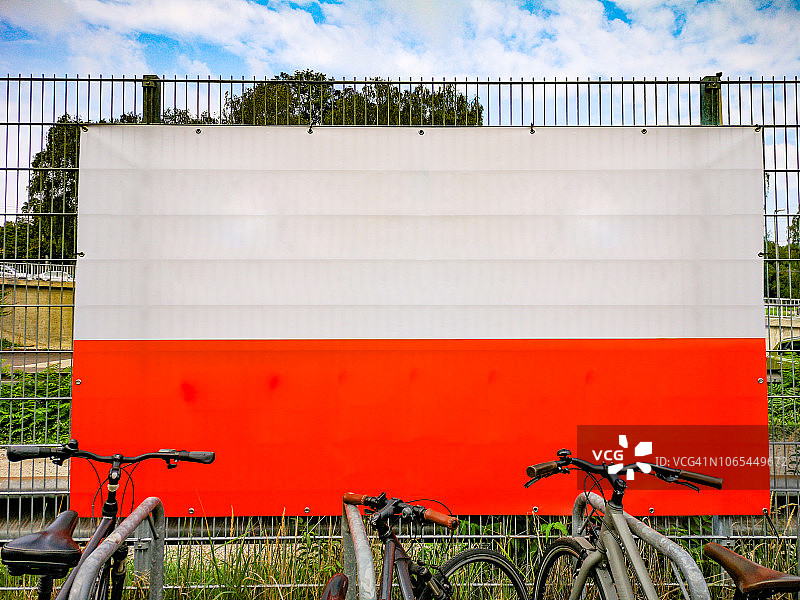 城市空白广告位图片素材