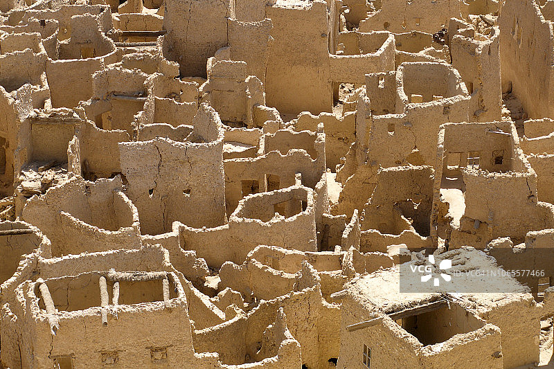 埃及锡瓦绿洲沙里古镇的泥砖房图片素材