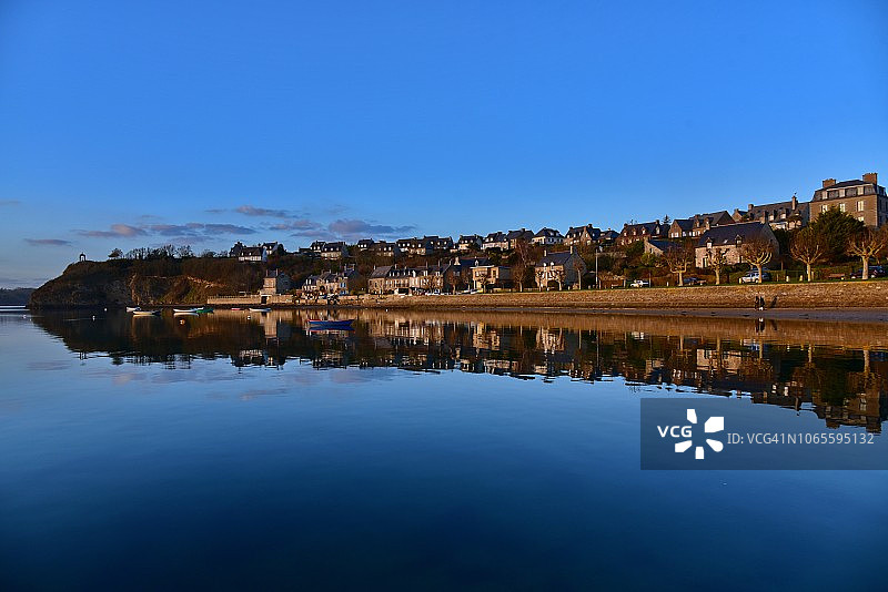 圣苏利亚克海景图片素材