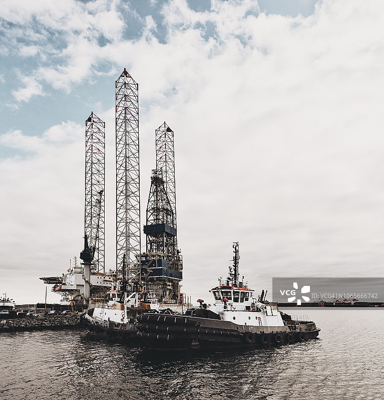 海上石油钻井平台图片素材