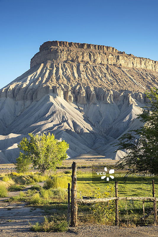 加菲尔德山，布克悬崖，大峡谷，科罗拉多州西部图片素材