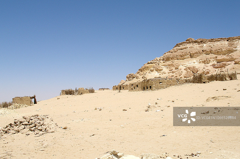 埃及撒哈拉沙漠锡瓦绿洲岩石山脊图片素材