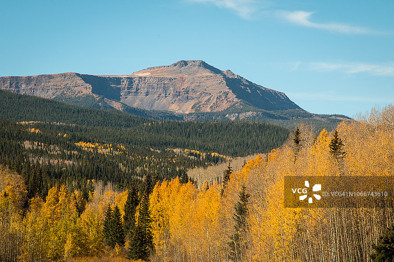 科罗拉多州平顶荒原的秋色图片素材