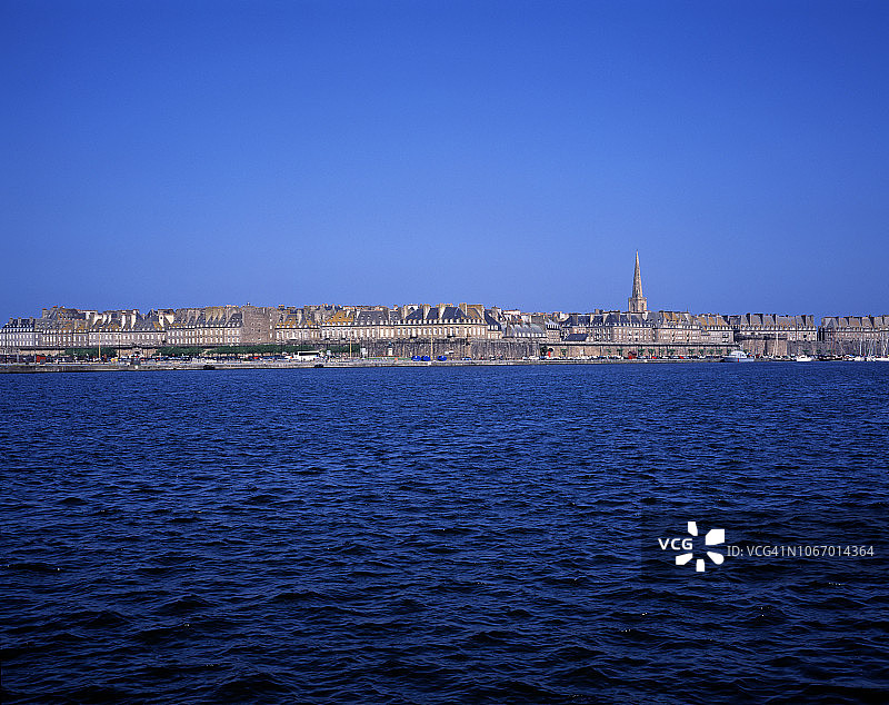 法国海滨小镇的城市风光图片素材