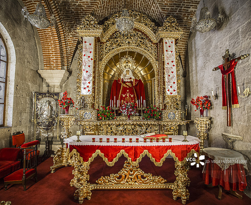 秘鲁阿雷基帕圣弗朗西斯科教堂图片素材