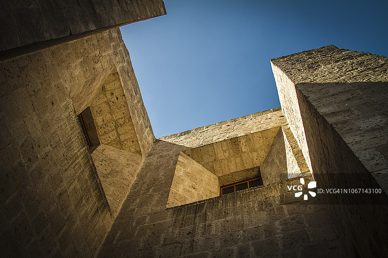 秘鲁阿雷基帕圣弗朗西斯科教堂图片素材