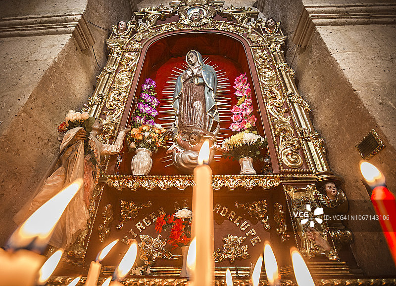 秘鲁阿雷基帕圣弗朗西斯科教堂图片素材