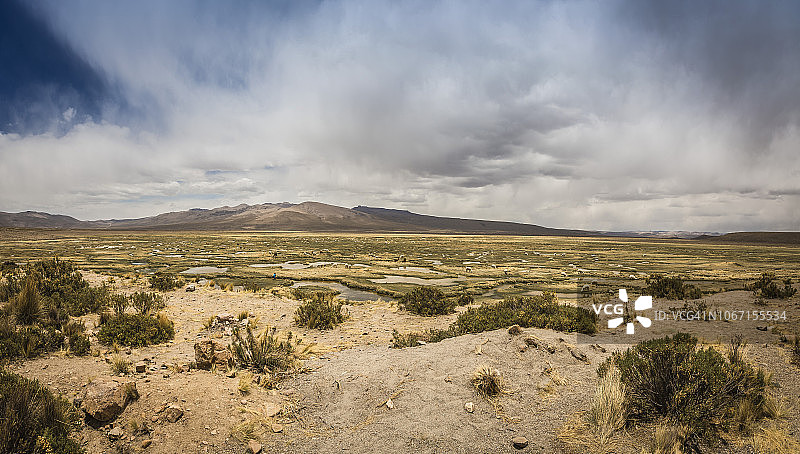 秘鲁阿雷基帕萨利纳斯-阿瓜达布兰卡-科尔卡峡谷图片素材