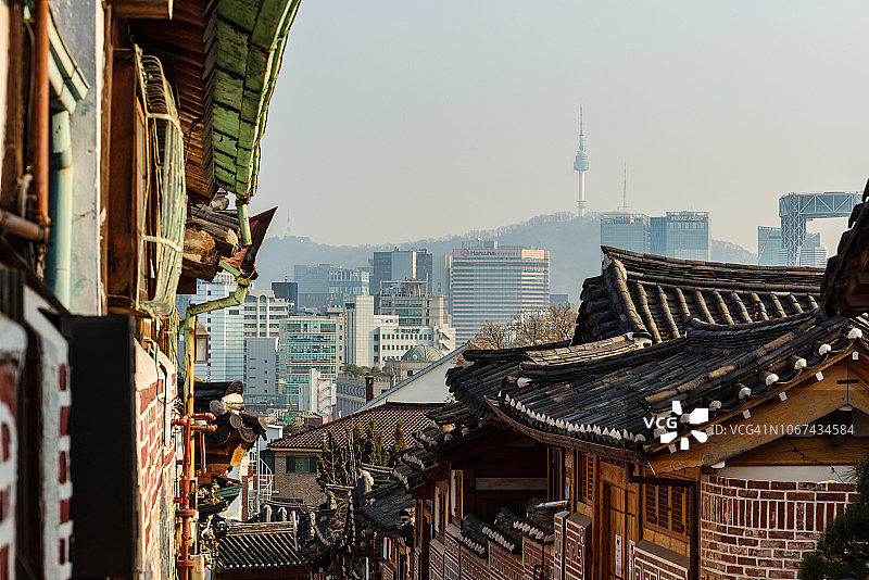 韩国首尔塔和北村韩屋村，东亚图片素材