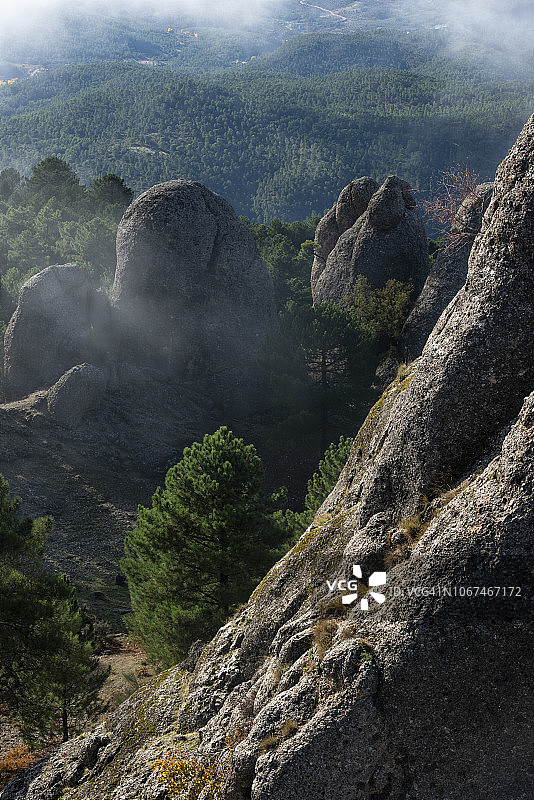 洛斯皮卡拉索斯岩层，西班牙卡斯蒂利亚-拉曼查自治区图片素材