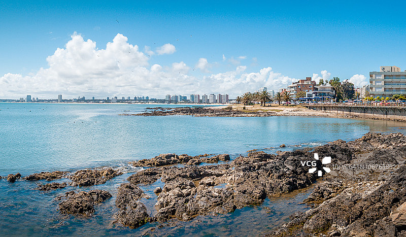 埃斯特角城海岸线，乌拉圭图片素材