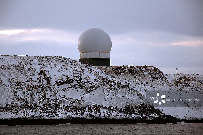 挪威北部瓦尔德湾的Globus II雷达图片素材
