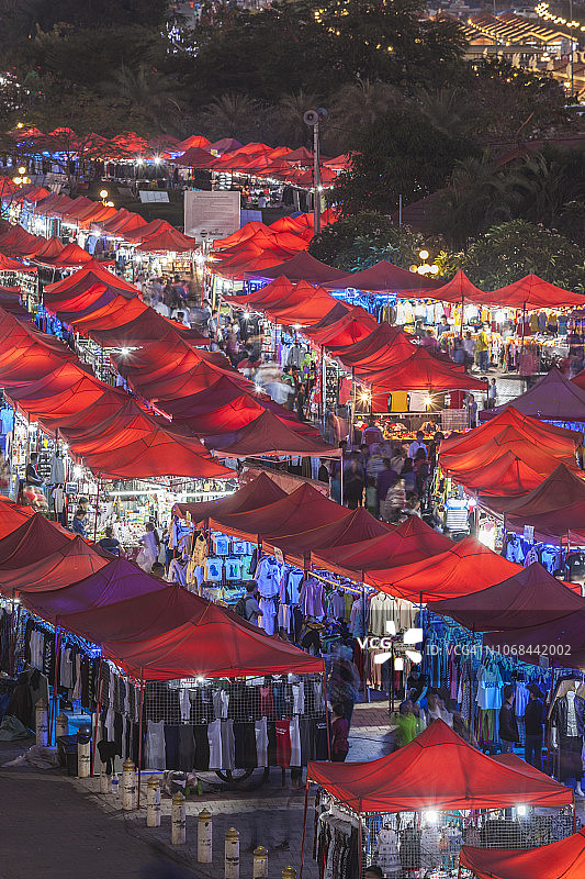 老挝万象湄公河滨夜市图片素材