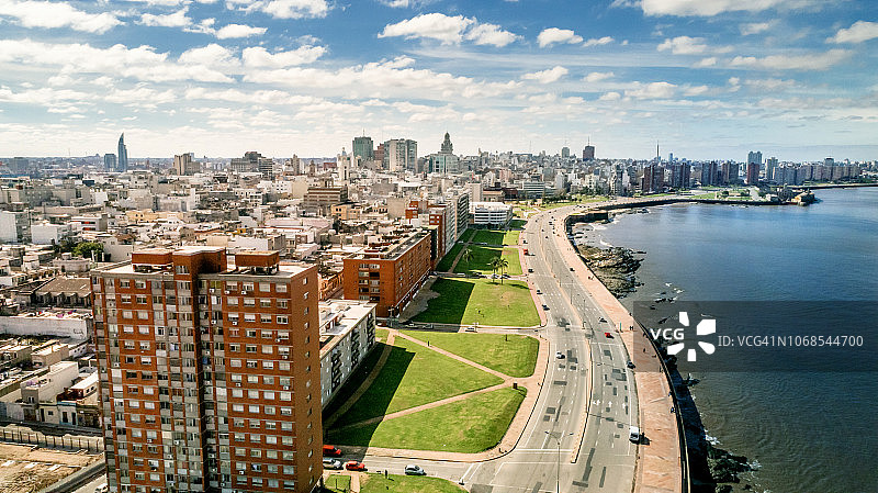 航拍乌拉圭蒙得维的亚海岸线图片素材