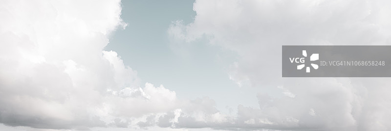 云的类型学——天空中的云彩图片素材