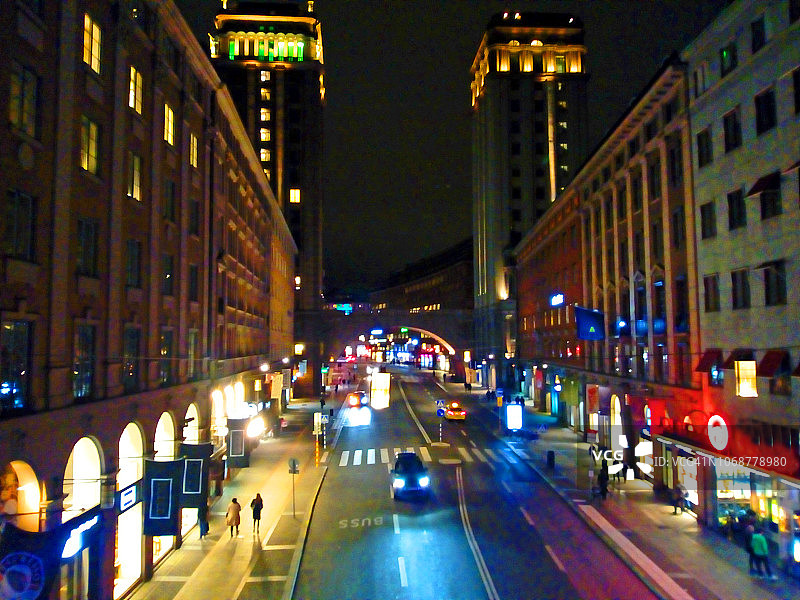 斯德哥尔摩国王街夜景鸟瞰图片素材