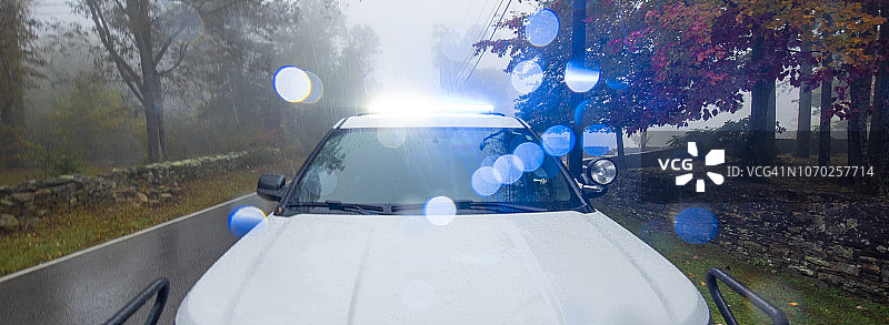 现场的紧急车辆图片素材