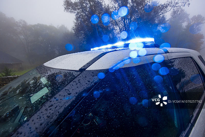 现场的紧急车辆图片素材