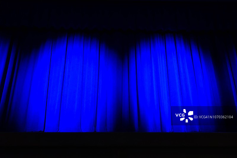 蓝色剧院舞台幕布图片素材
