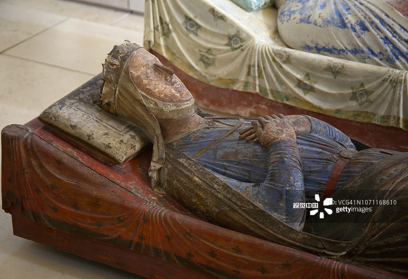 安古莱姆的伊莎贝拉的卧像和坟墓图片素材