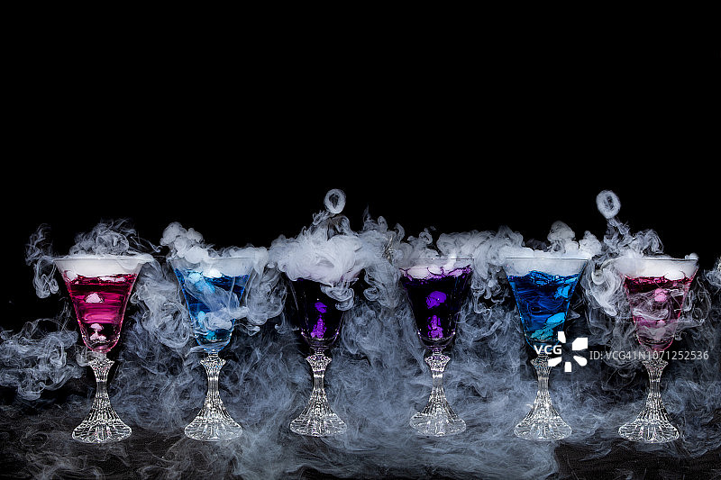干冰鸡尾酒图片素材