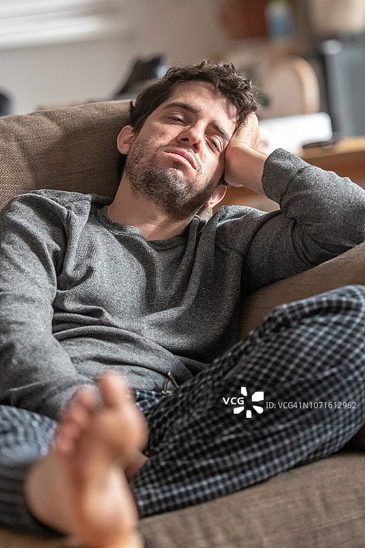 有病又疲惫图片素材