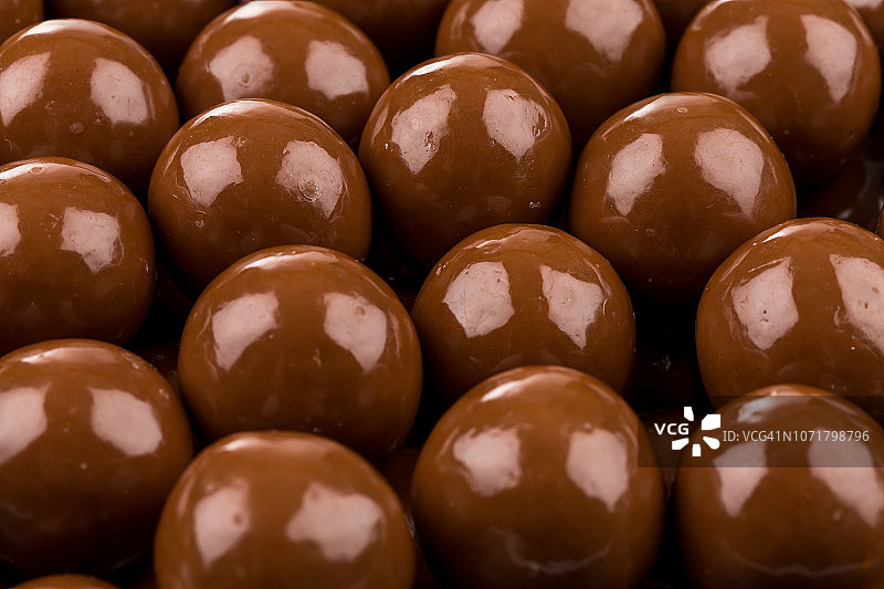 多种巧克力球糖果组合图片素材